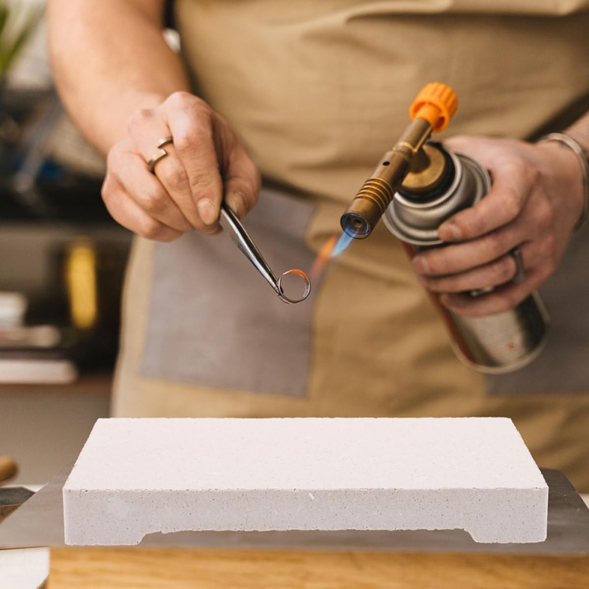CRAFTHROU Blocco per Saldatura a Struttura a Nido d'Ape 2 Pezzi in Materiale Ceramico e Quarzo per Gioielli in Argento e Rame, Isolamento Eccellente per Lavorazione e Fai da Te