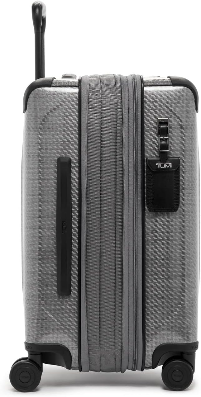 review TUMI - Continental Expandable 4 Wheeled Carry-On T-Graphite