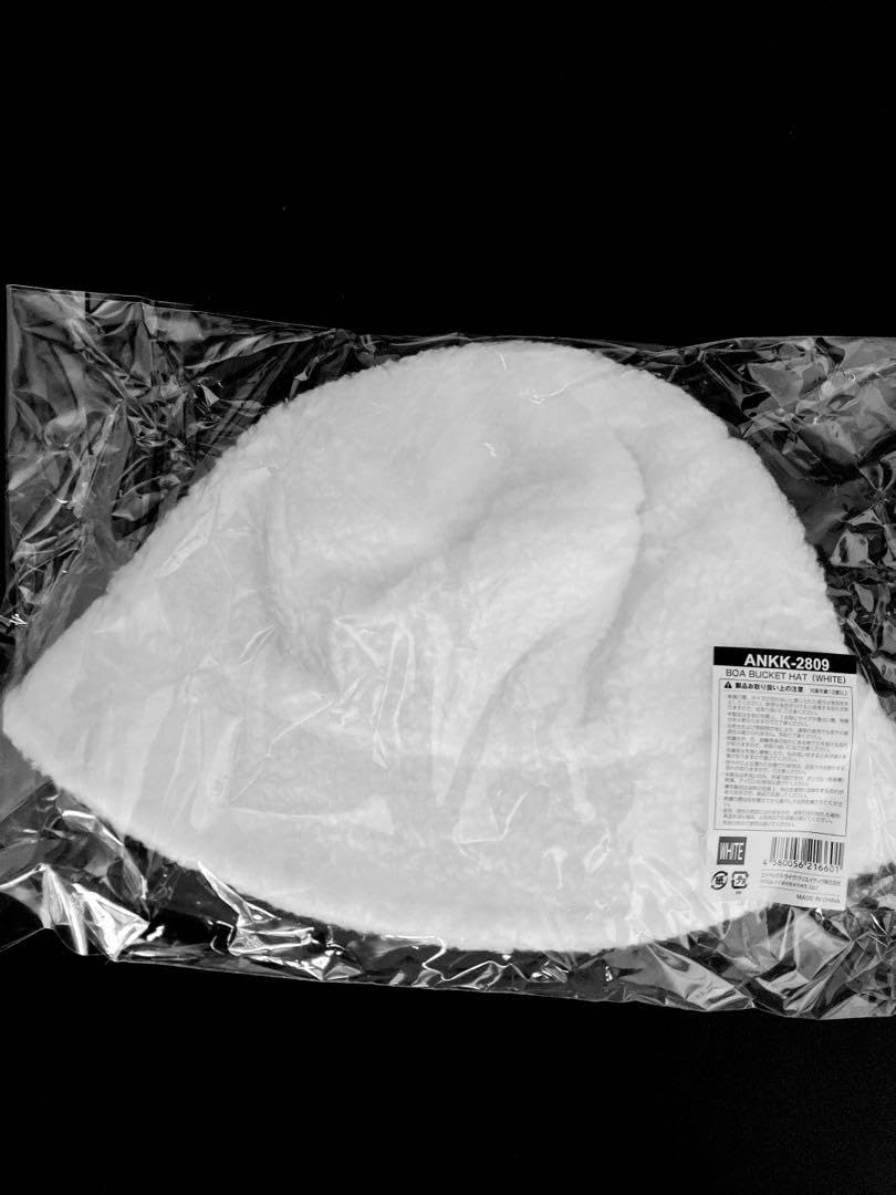 倖田來未】ボアバケットハットWHITE