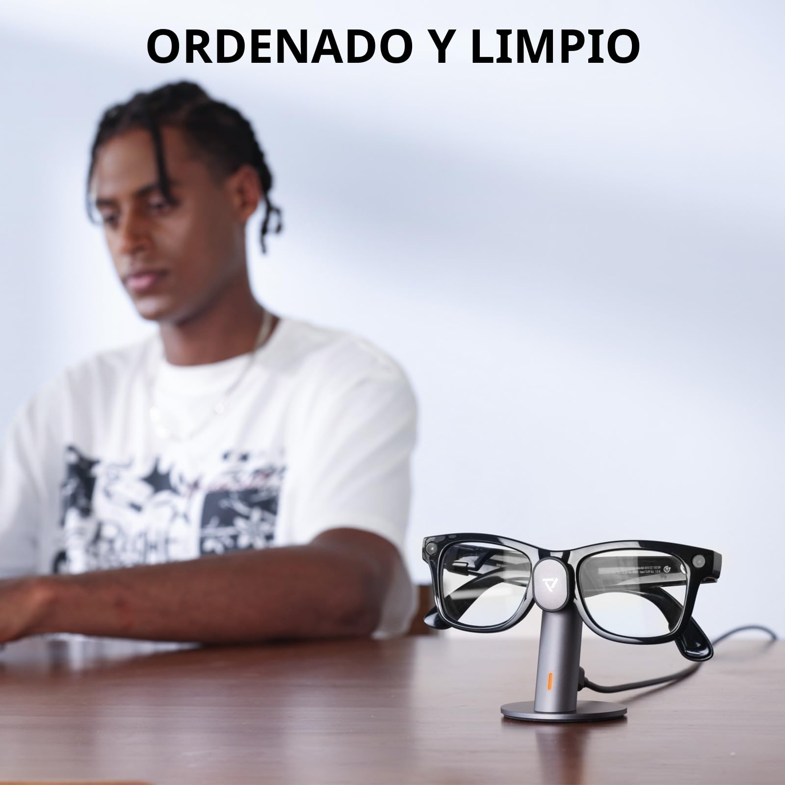 PRISMXR Estación de Carga Compatible con Ray-Ban Meta (Gen 1 y 2) Gafas Inteligentes, Base de Carga de Aluminio para Wayfarer/Headliner/Skylar, compacta y portátil para Viajes, Gris- Carina S1