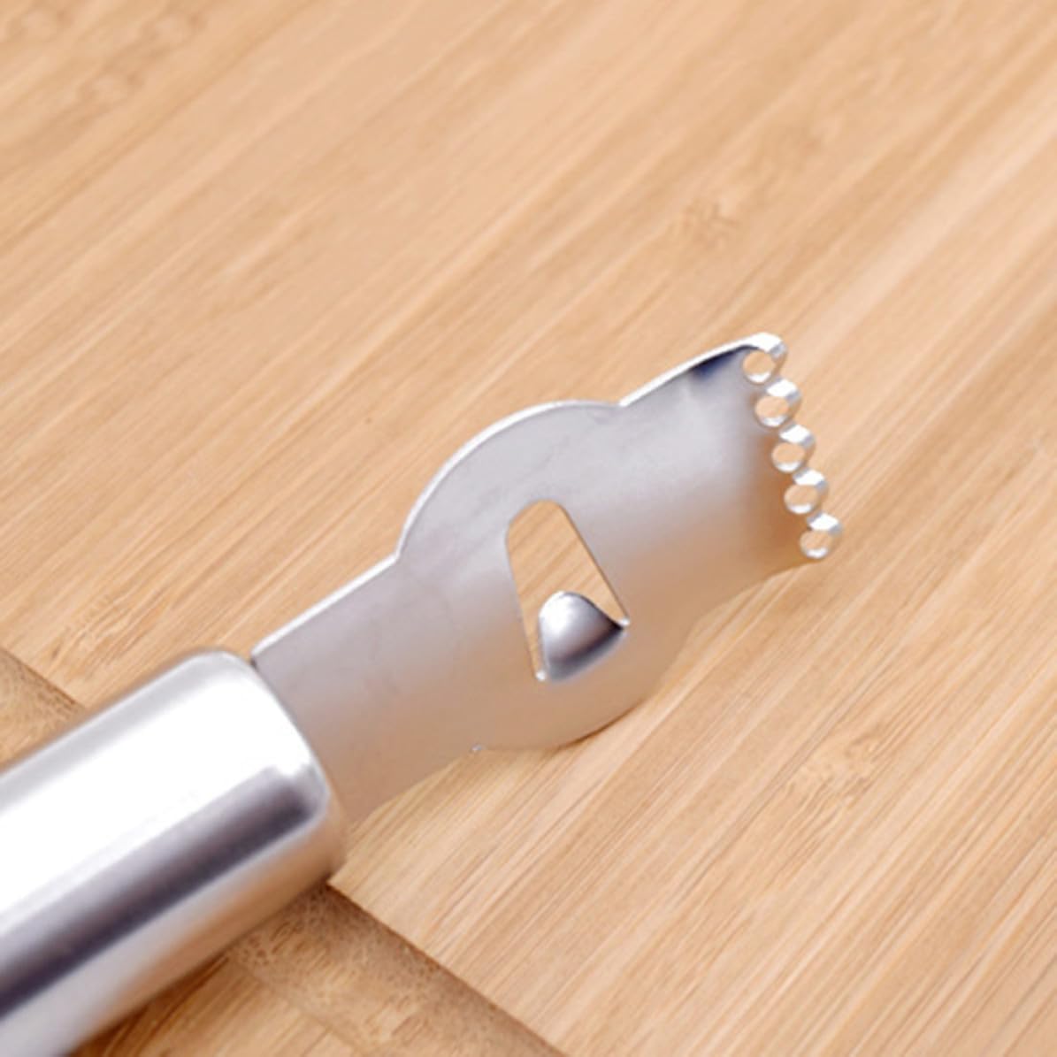 Stainless Steel Fruit Zester Peeler with Five Holes for Citrus