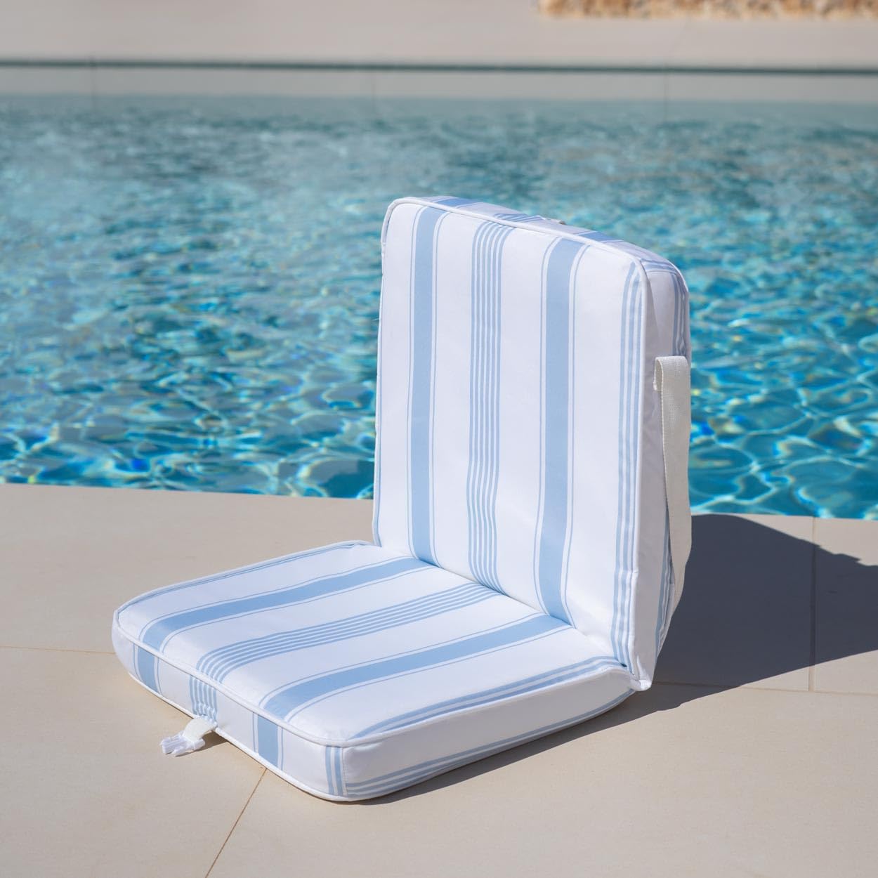 Flamingueo Sdraio Pieghevole - Lettino Prendisole - Per Spiaggia e Piscina - Reclinabile in 5 Posizioni - Maniglia Facile Trasporto - Resistente All'acqua - Tessuto in Poliestere - Blu