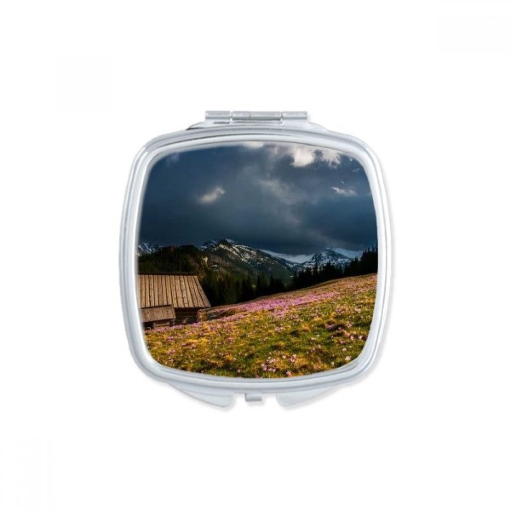 Feuilles rouges miroir de poche portable parfait pour vos retouches en voyage
