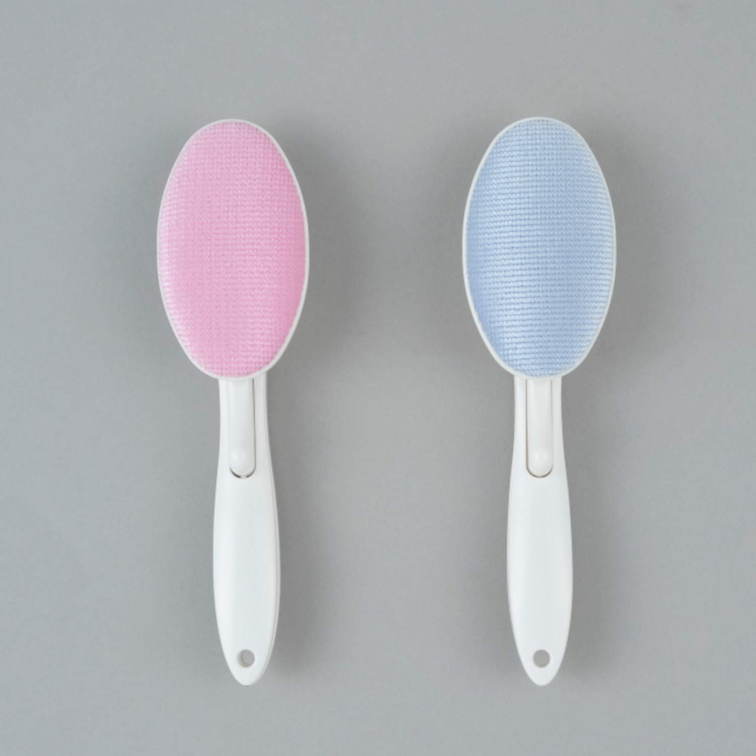 ぶらしページ Amazon.co.jp: エチケットブラシ ワンプッシュ回転機能付 ブルー H51