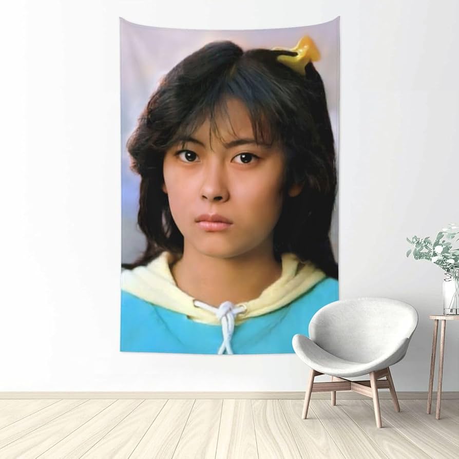 中山美穂 壁掛け 布製 タペストリー Amazon.co.jp: 中山美穂 タペストリー インテリア 装飾アート