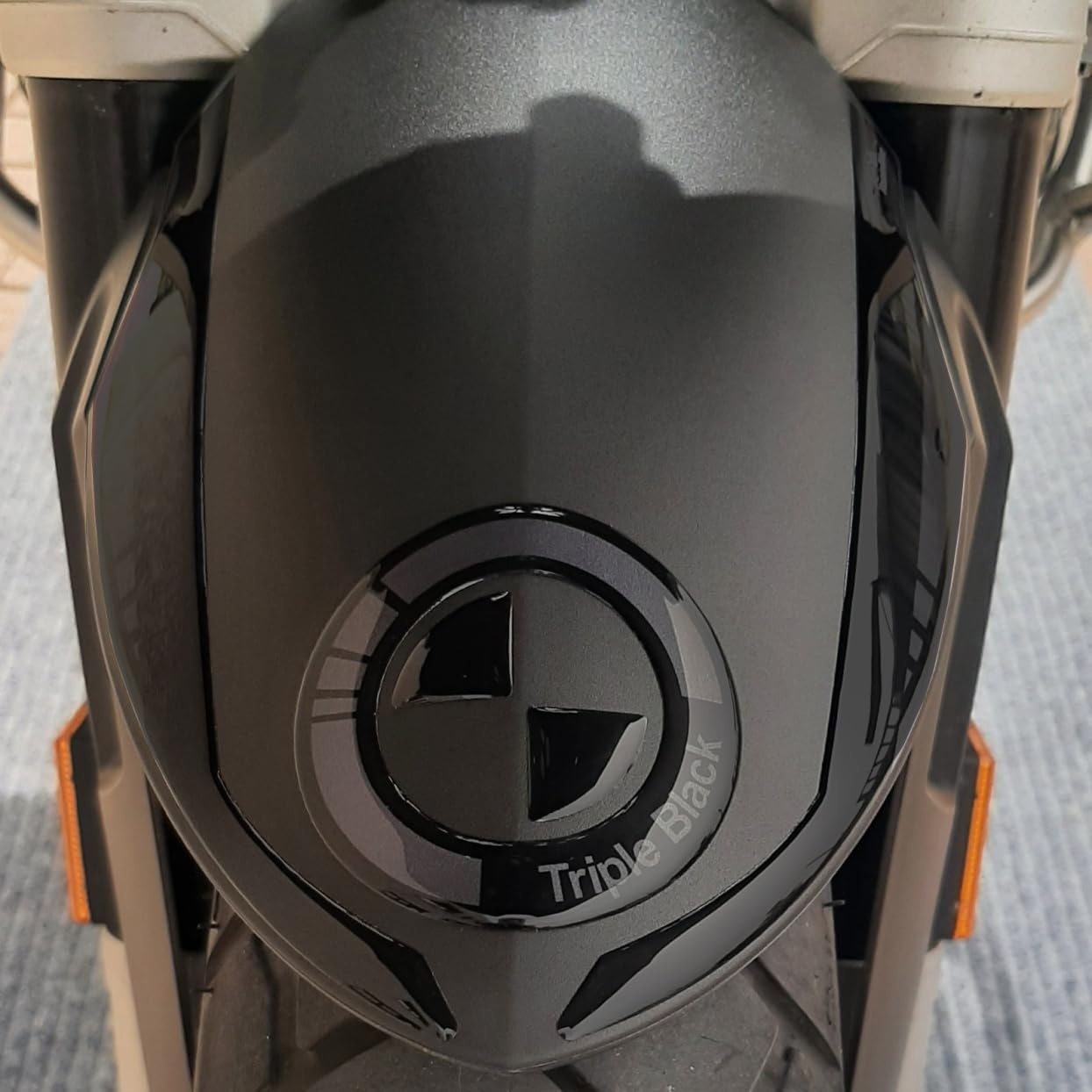 Resin Bike Motorcycle 3D Stickers Compatible with BMW R 1250 GS - GS Adventure 2021-2024 Triple Black. Front Fender Protection from Bumps and Scratches. Resin Stickers - Made in Italy