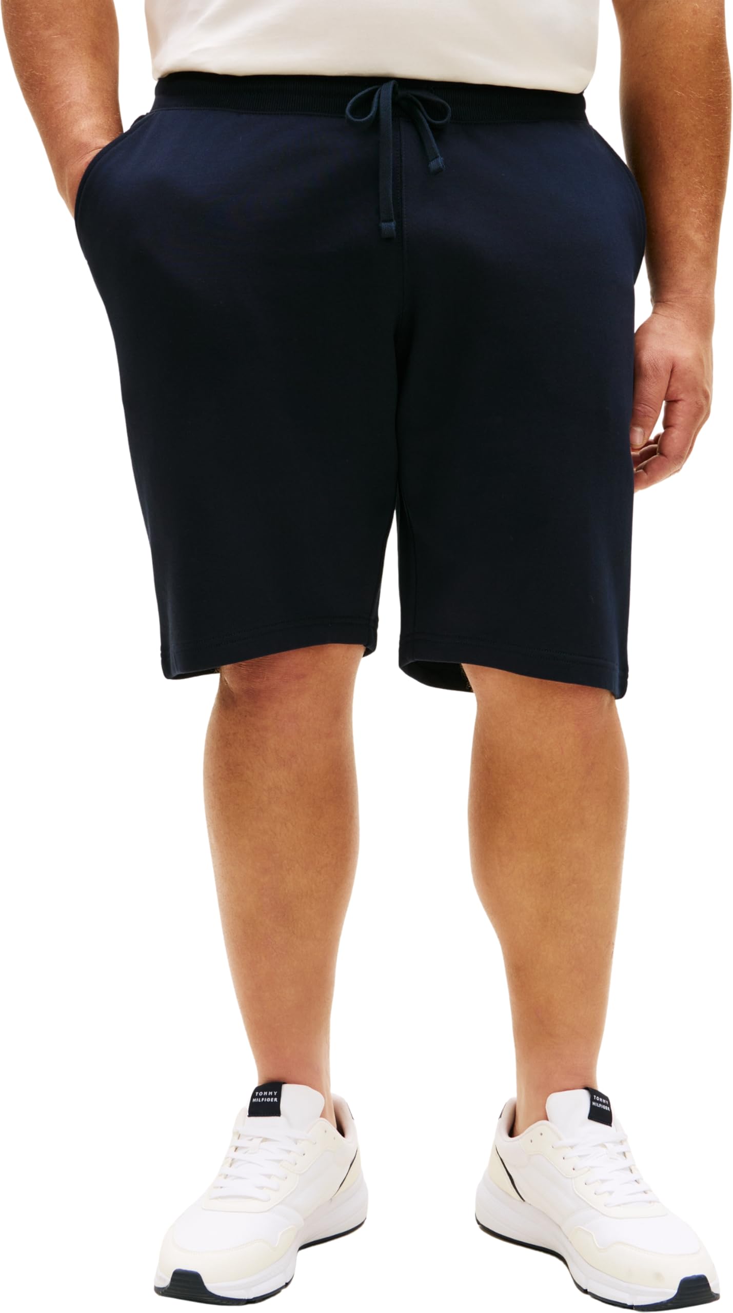 Mode von Calvin Klein & Tommy Hilfiger