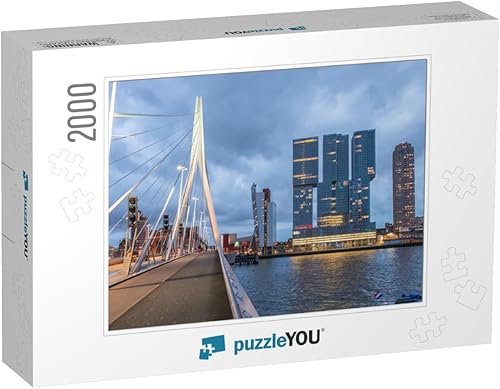 Rotterdam Skyline. Hermosa vista después del atardecer. Rompecabezas con 2000 piezas