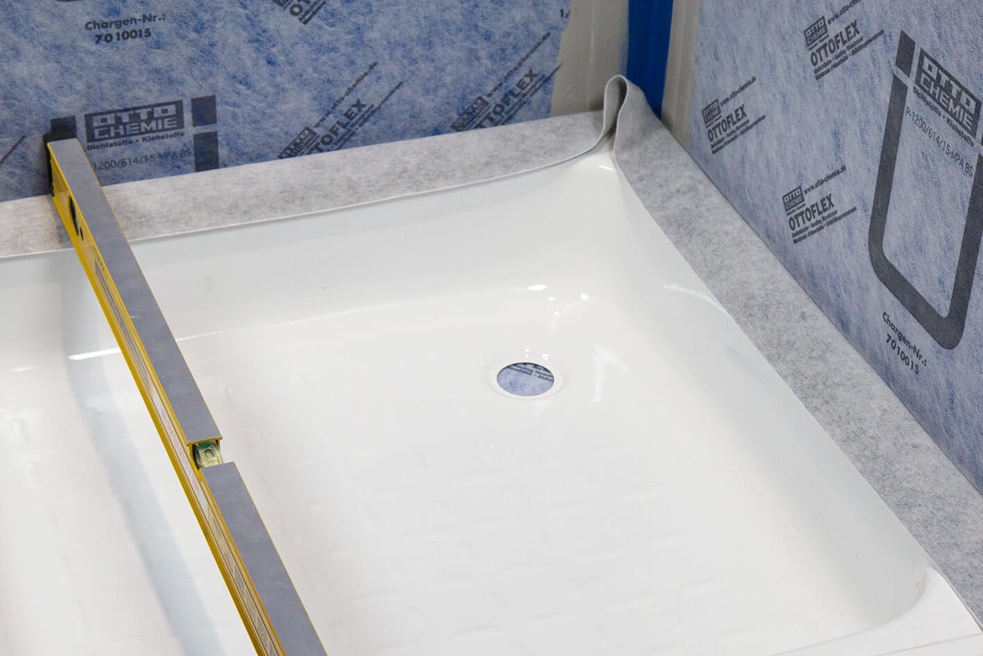 Generisch OTTOFLEX Wannenrand-Dichtband 25 Meter Abdichtung an Wanne und Dusche im Bad Polypropylen-Vlies mit Butylkautschuk