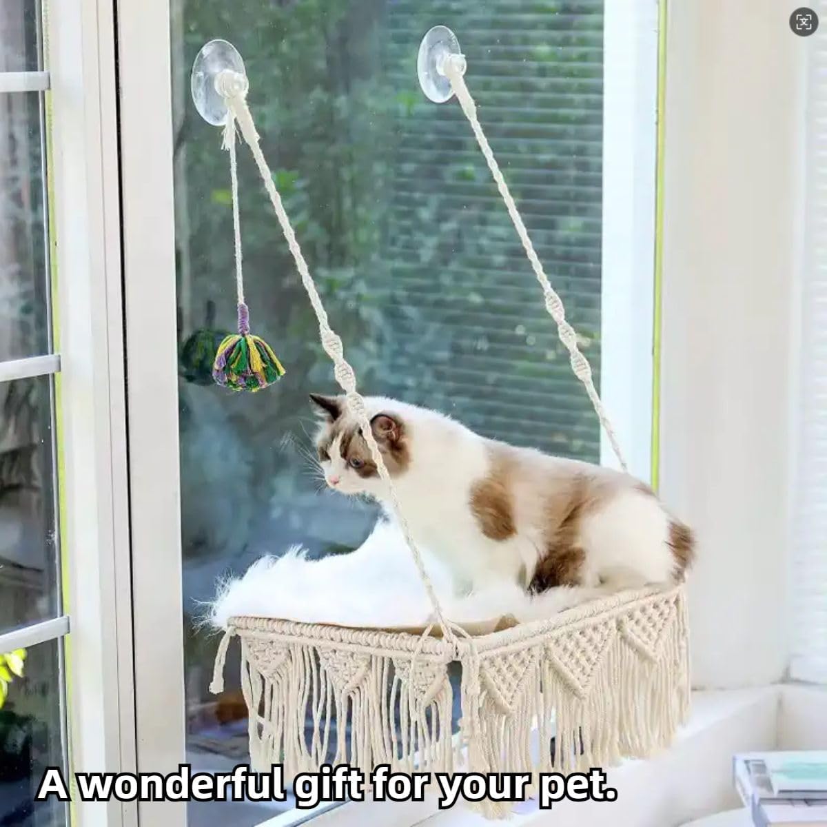 Macrame Cat Window Perch Boho Hammock with Screw Suction Cups Wall Mounted Pet Resting Seat Bed for Indoor, 45x28cm