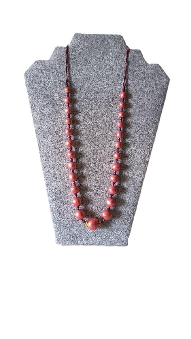 Gioielli da donna: Collana lunga in perline di ceramica, su laccio in pelle sintetica, colore rosa, linea Jean