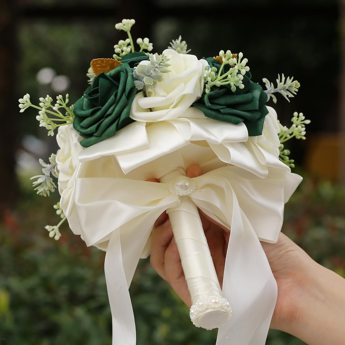Round Green Artificial PE Rose Bouquet with Pearls for Bridal Toss and Bridesmaids Suit for Wedding Party