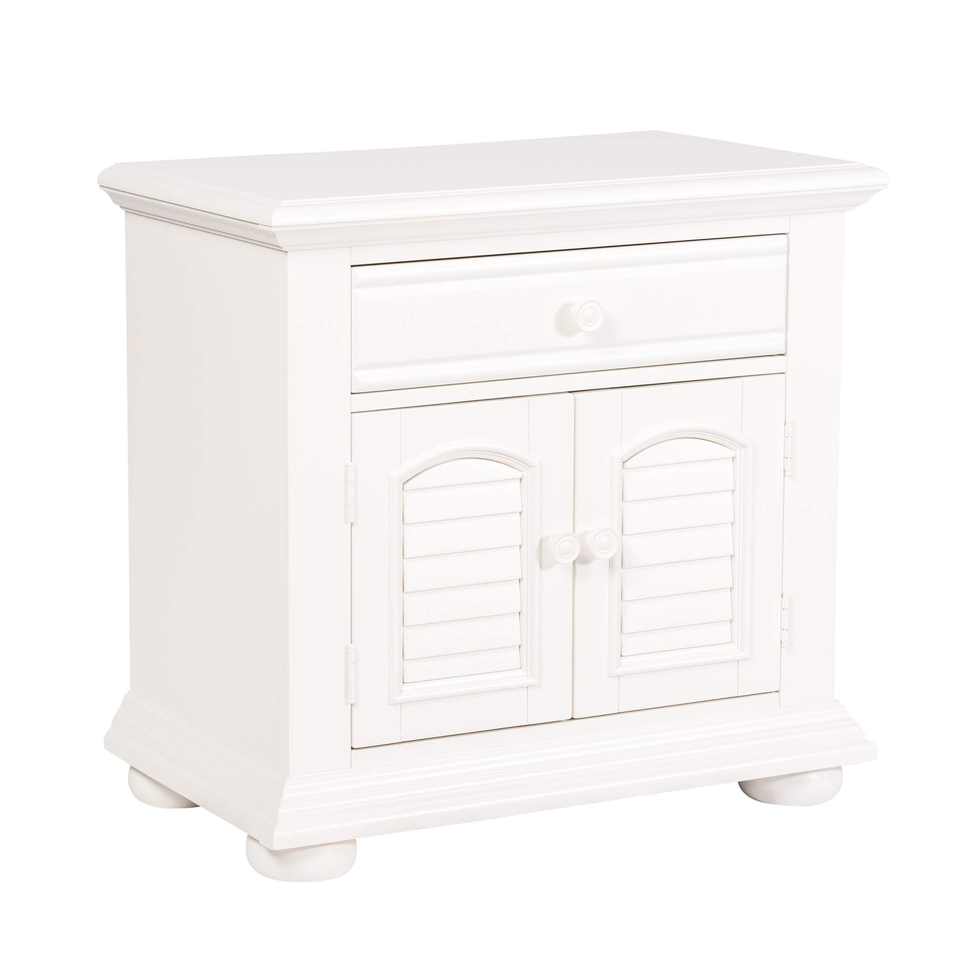 Condition photo showing New/Like New for liberty furniture industries summer house i, 31 x 18 x 30, oyster white