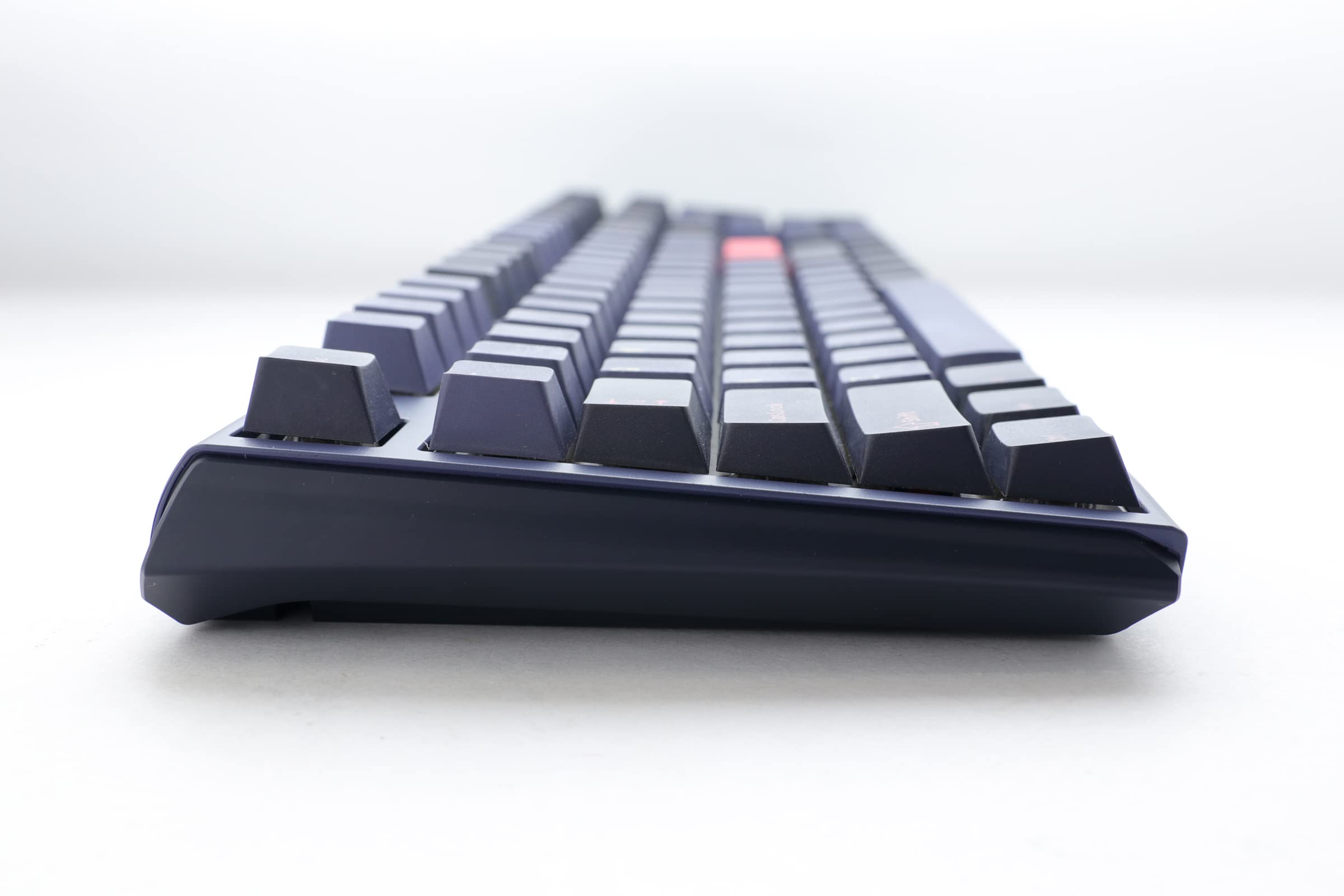 Amazon.com: Ducky One 3 Cosmic Blue Hotswap RGB Double Shot PBT 