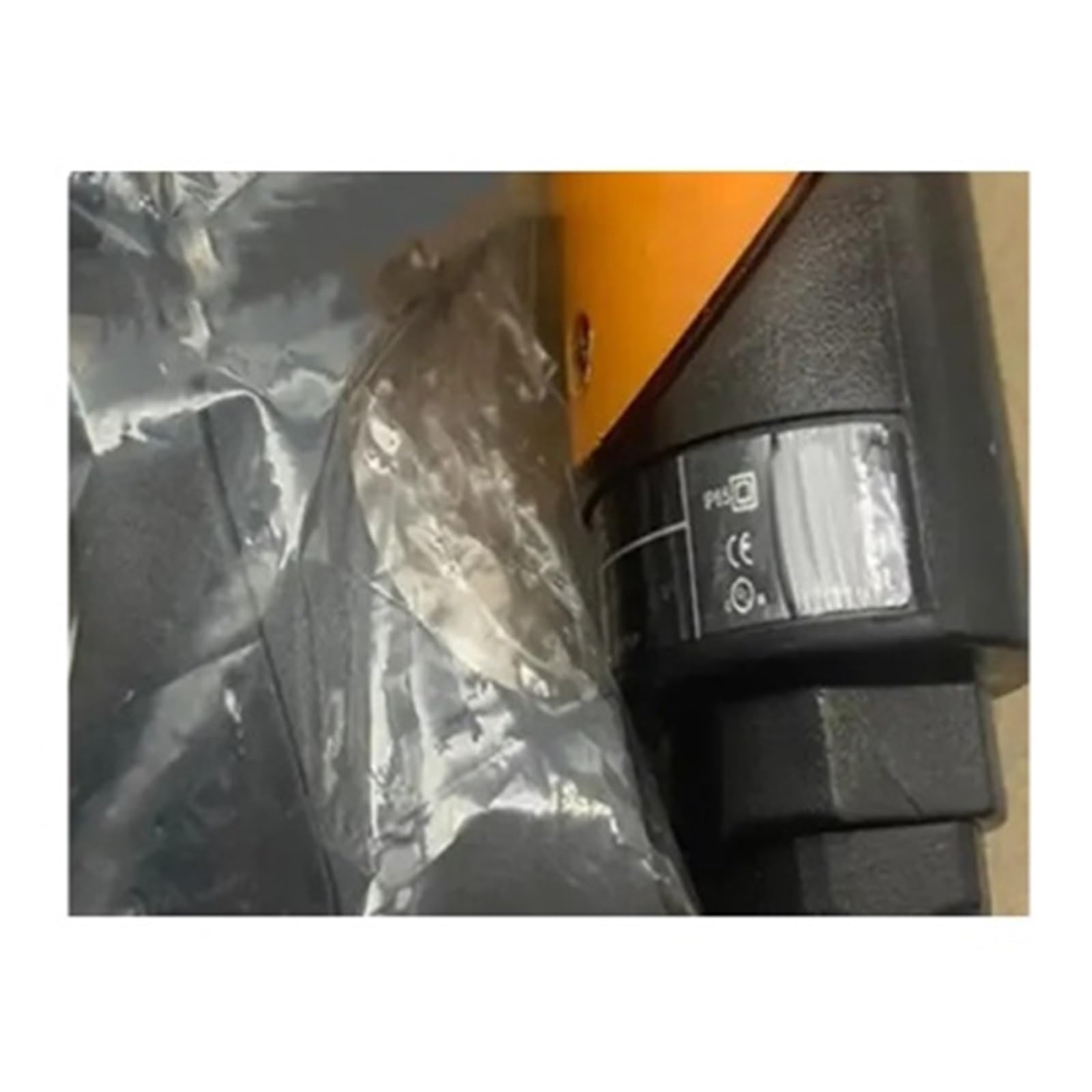 Y63Z1Y0 2pcs proximity switch IB0016 IB5063(IB5063)