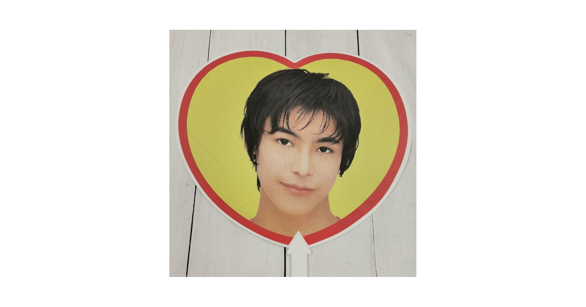 Amazon.co.jp: 元ジャニーズJr. 上里亮太 うちわ : おもちゃ