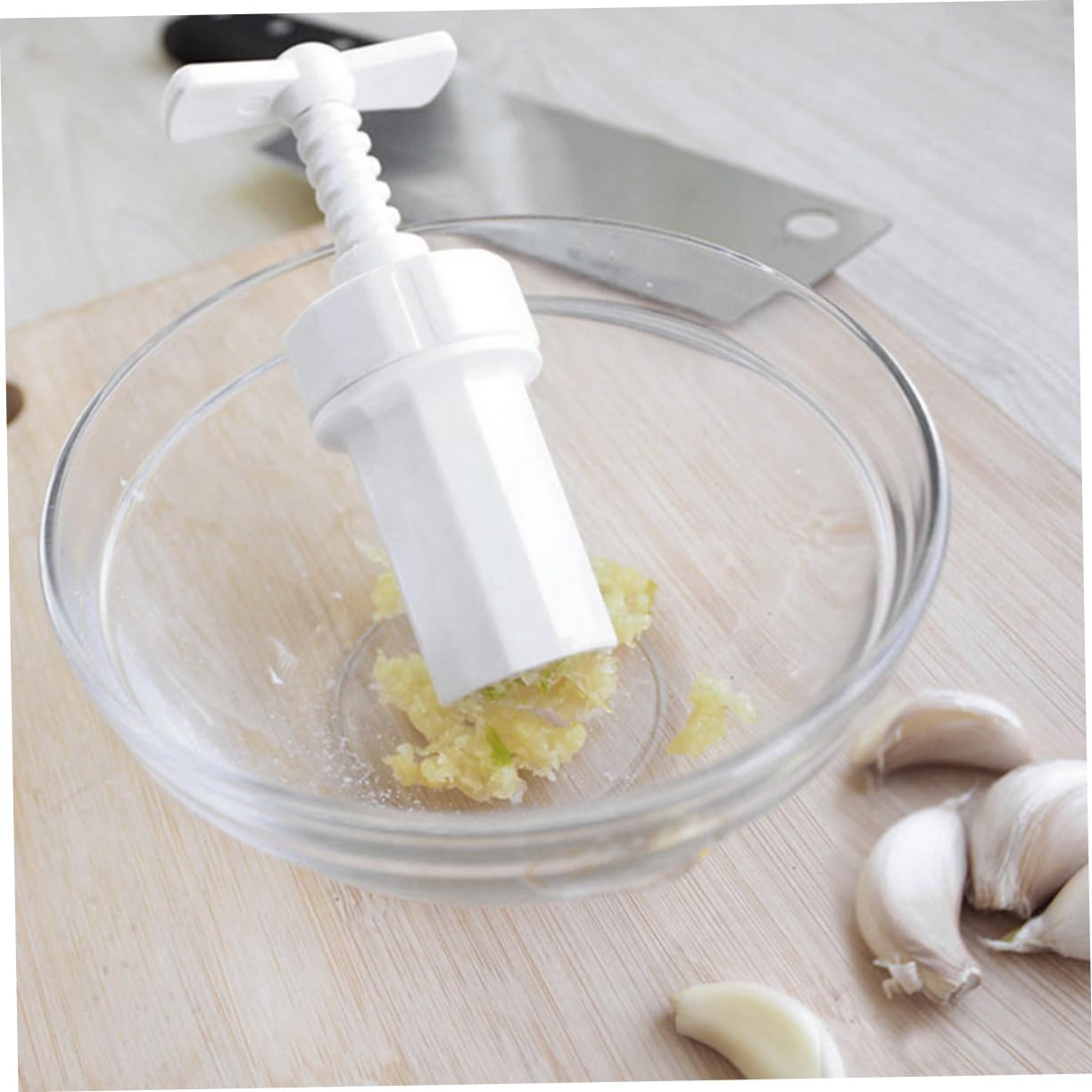OKUMEYR Manual Garlic Press Cutter Heavy Duty Garlic Blenders Peeler Kitchen Utensils Gadget for Easy Garlic Crushing Slicing Lightweight Design