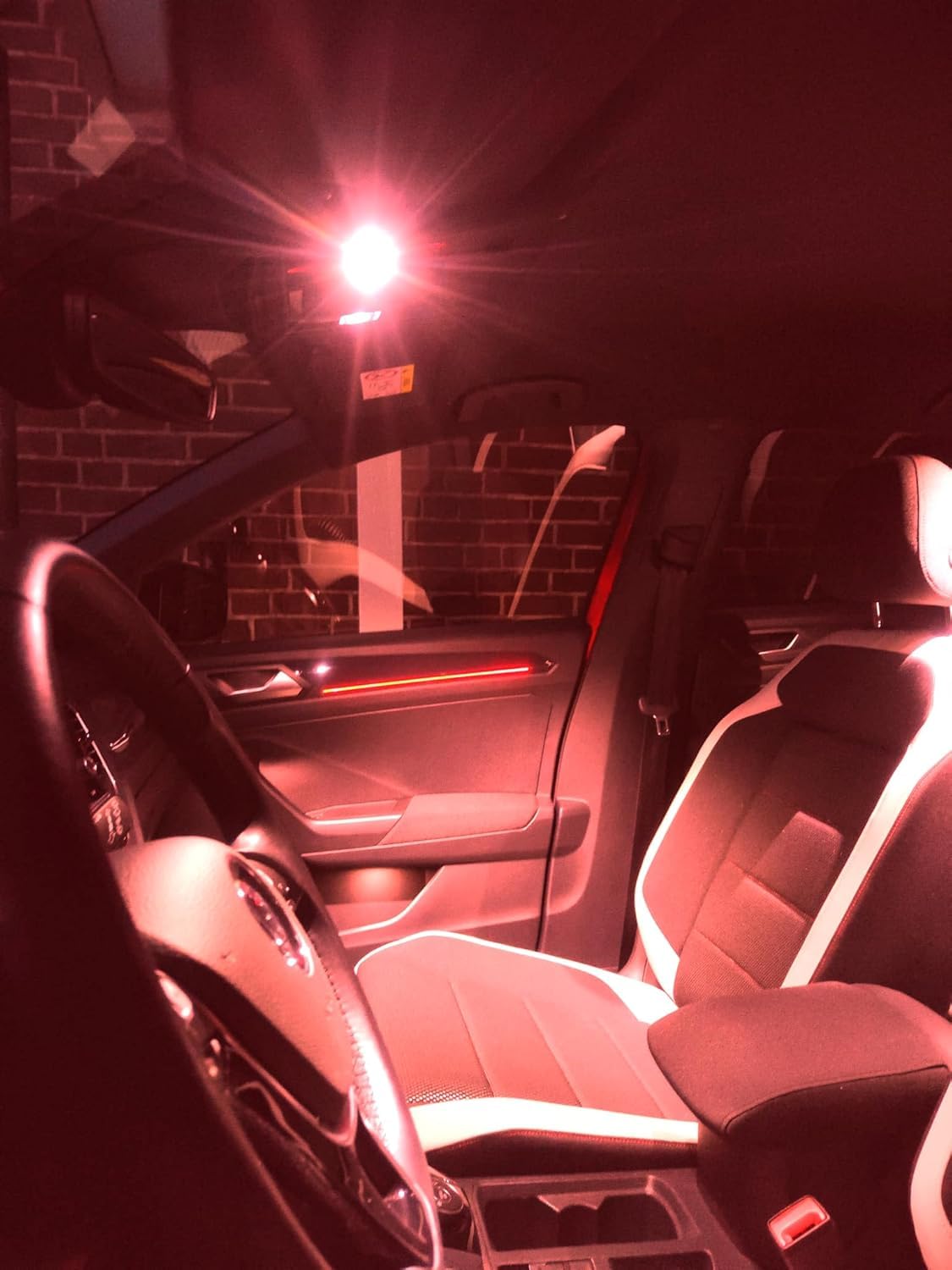 Iluminación interior para VW Golf 6 Variant que elimina zonas oscuras con 8 luces rojas 6