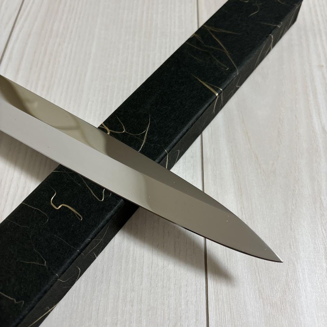 新品　ウルトラ鏡面　ステン本焼V金10号柳刃包丁270mm 高級黒檀白水牛八角柄 新品ウルトラ鏡面ステン本焼V金10号柳刃包丁270mm 高級黒檀白
