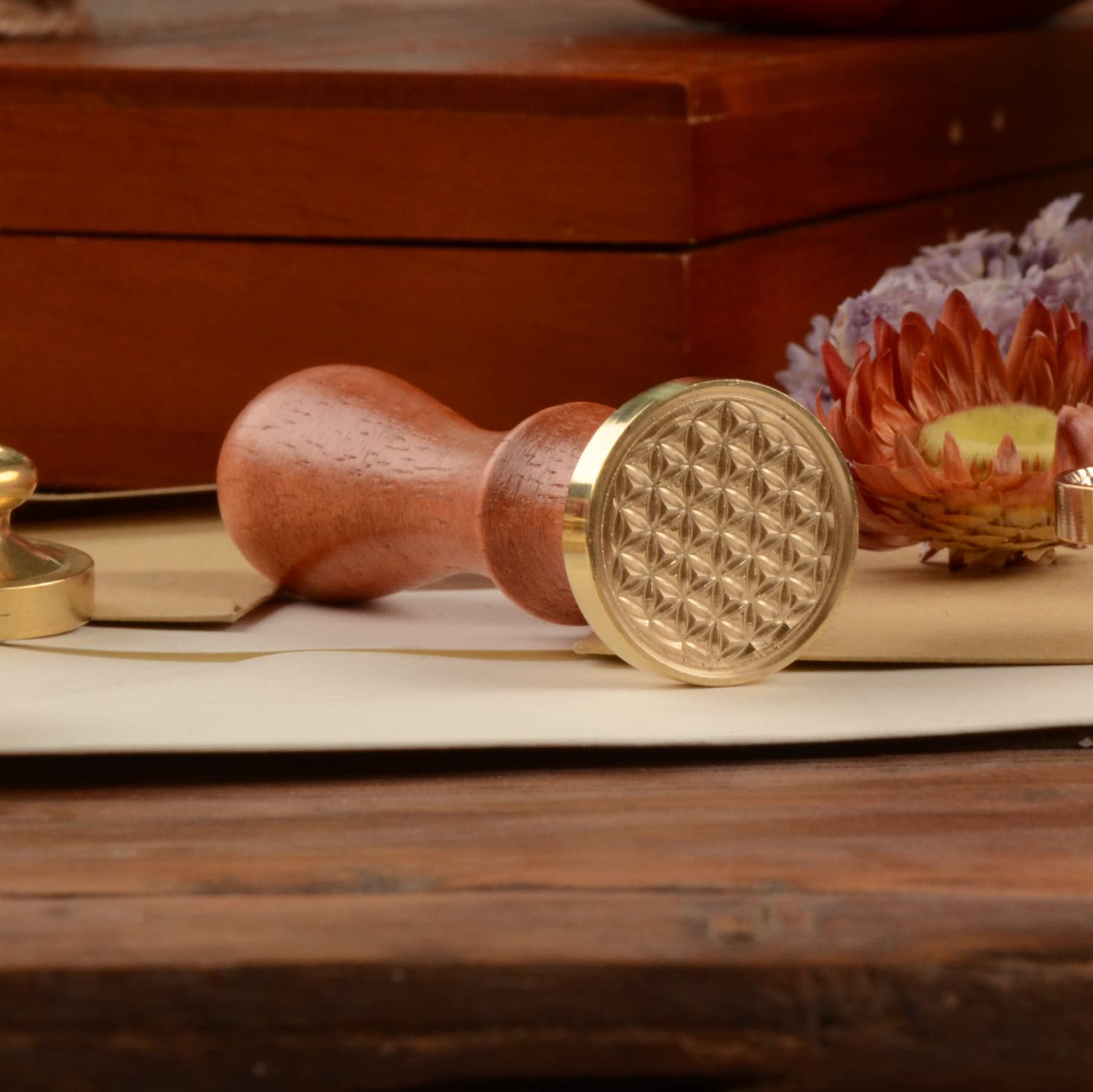 Sellos de cera de sellado de cobre con mango de madera, sello de geometría sagrada (flor de la vida)