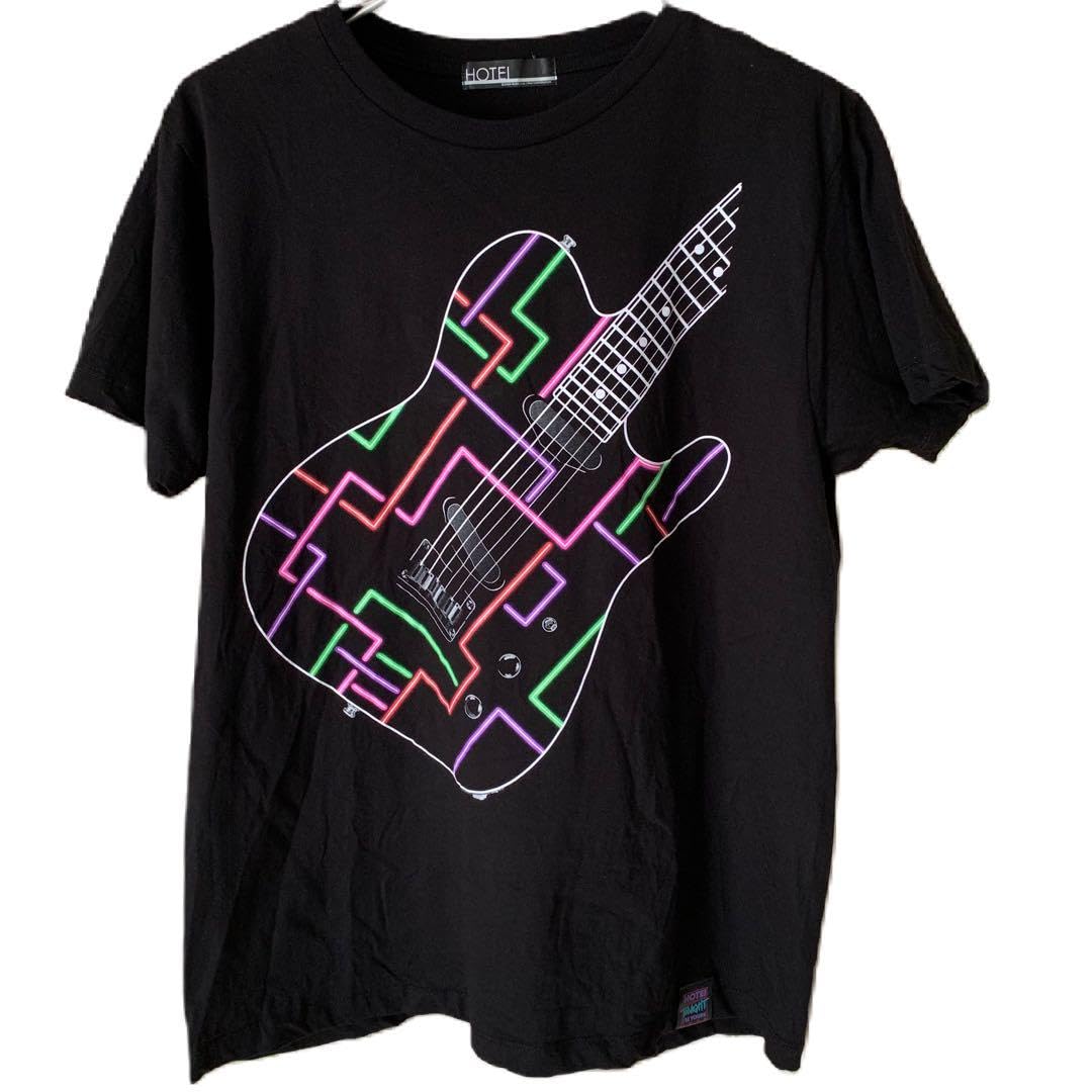 Amazon.co.jp: 布袋寅泰 ライブ ツアー Tシャツ ギター ピック ネオン 