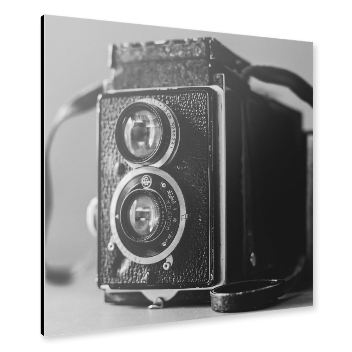 artboxONE Alu-Print 40x40 cm Analoge Kamera in Schwarzweiß von Künstler Piero Nigro