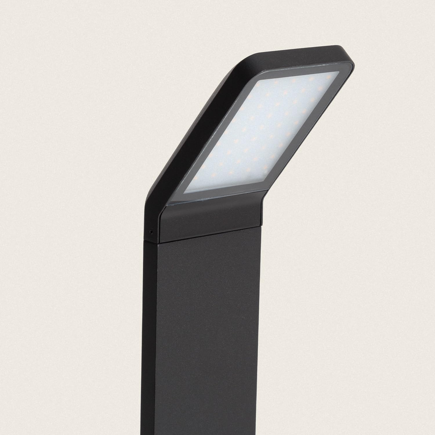 LEDKIA Baliza Exterior LED 9.5W Superficie Pie 50cm Aluminio Legacy Negro