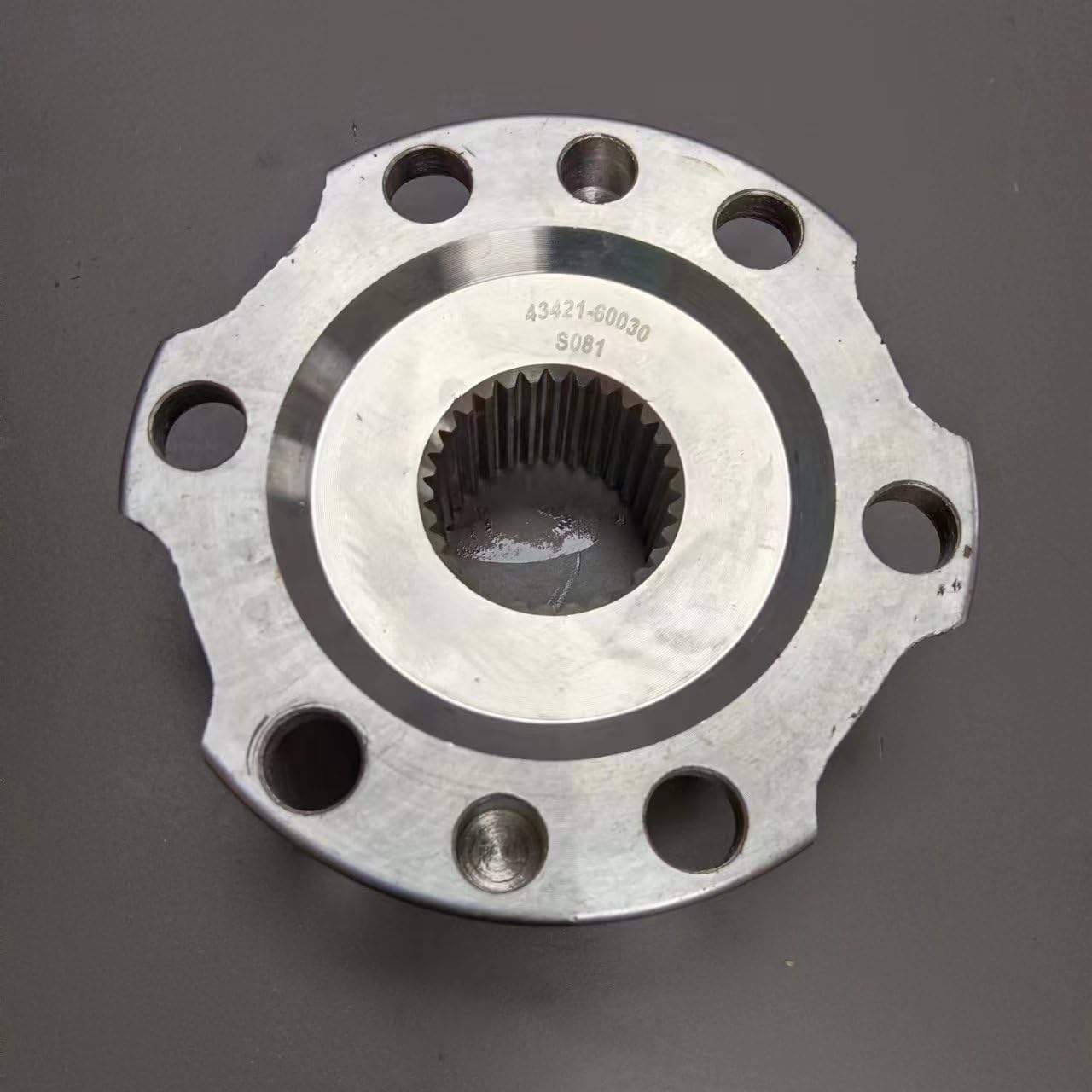 Lexus LX470 Axle Flange 43421-60060 Genuine Toyota Front Axle
