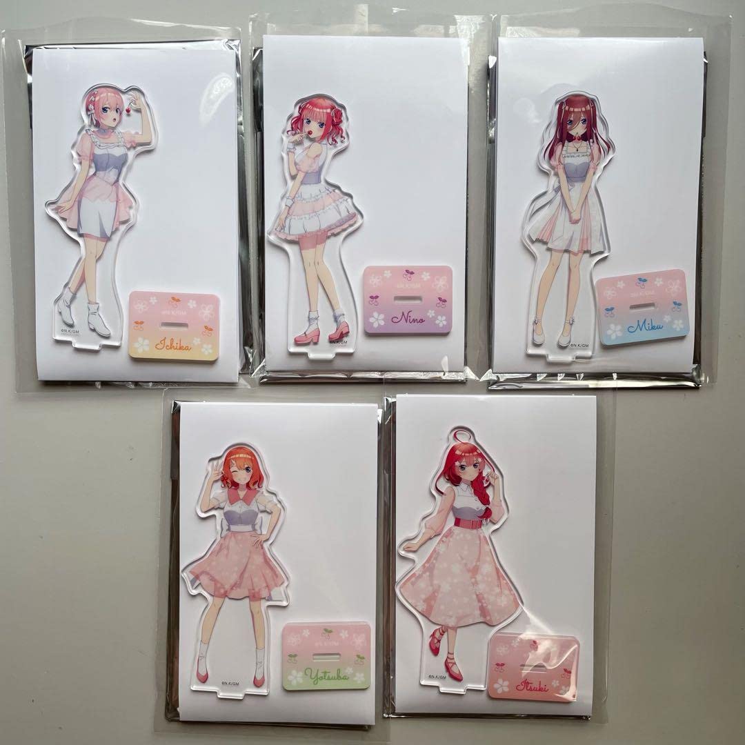 中野四葉セット　UGCアクスタ等 Amazon.co.jp: 映画 五等分の花嫁 セブンイレブン セブンネット