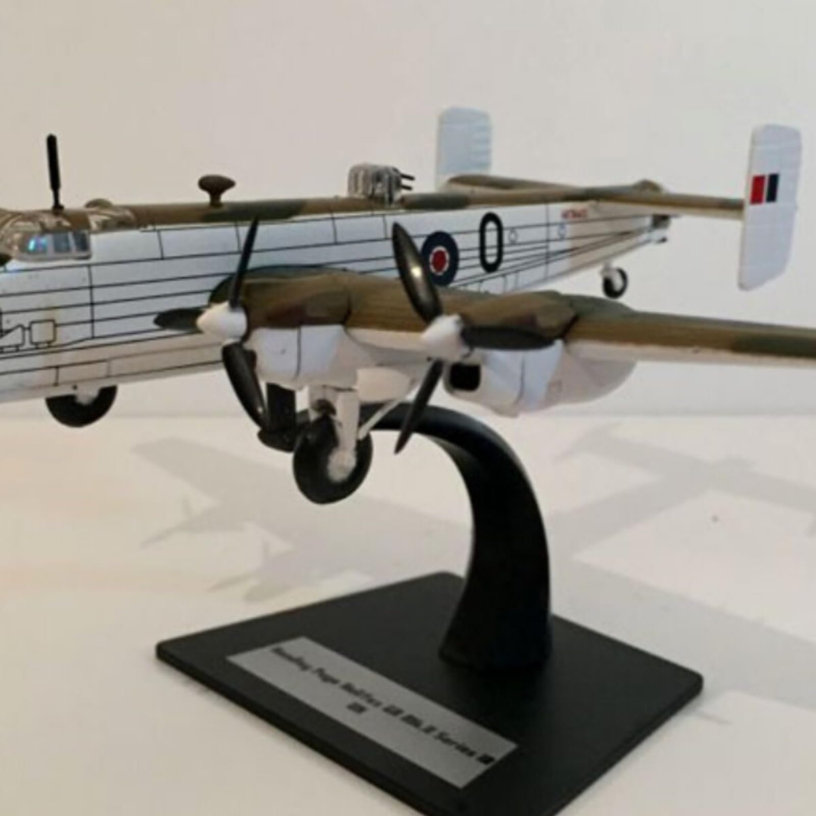 Modello Aereo in Lega Storico Motori Proelleri Aerei da Collezione Miniatura con Struttura in Metallo Vetratura Chiara E Marcature Stampate con