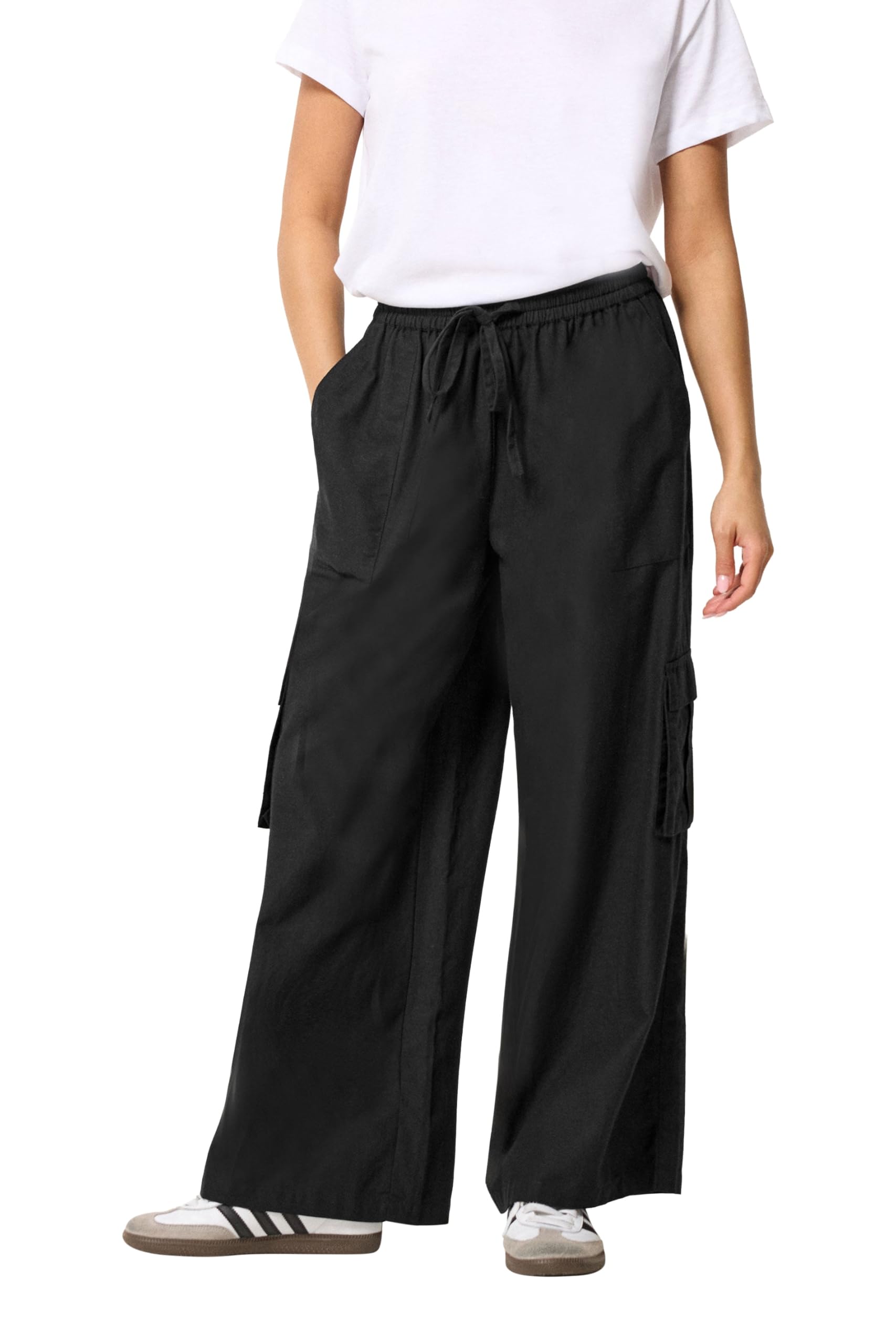 PixieGirl Women's Petite Cargo Wide Leg Trousers in Black | Size: 10S