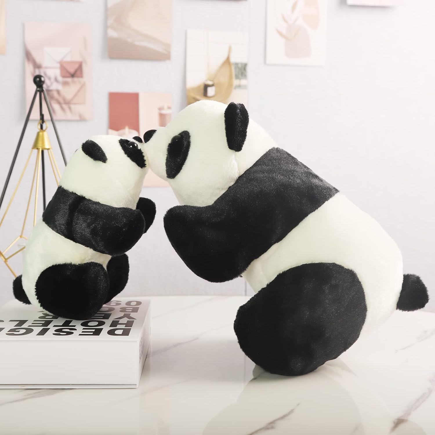 Amazon Co Jp ぬいぐるみ パンダのおもちゃふわふわ 動物 キット クリスマス お正月 お祝い人気 お誕生日プレゼント かわいい 抱き枕 縫い包み 置物 店飾り 伏せる 高さ 30cm おもちゃ