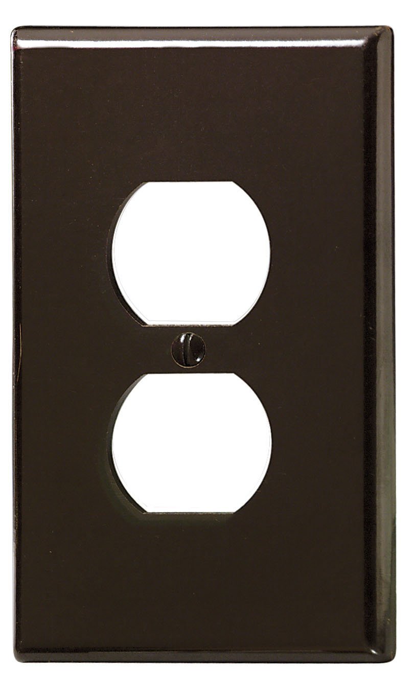 Leviton 85103 Oversized Duplex Wall Plate installed