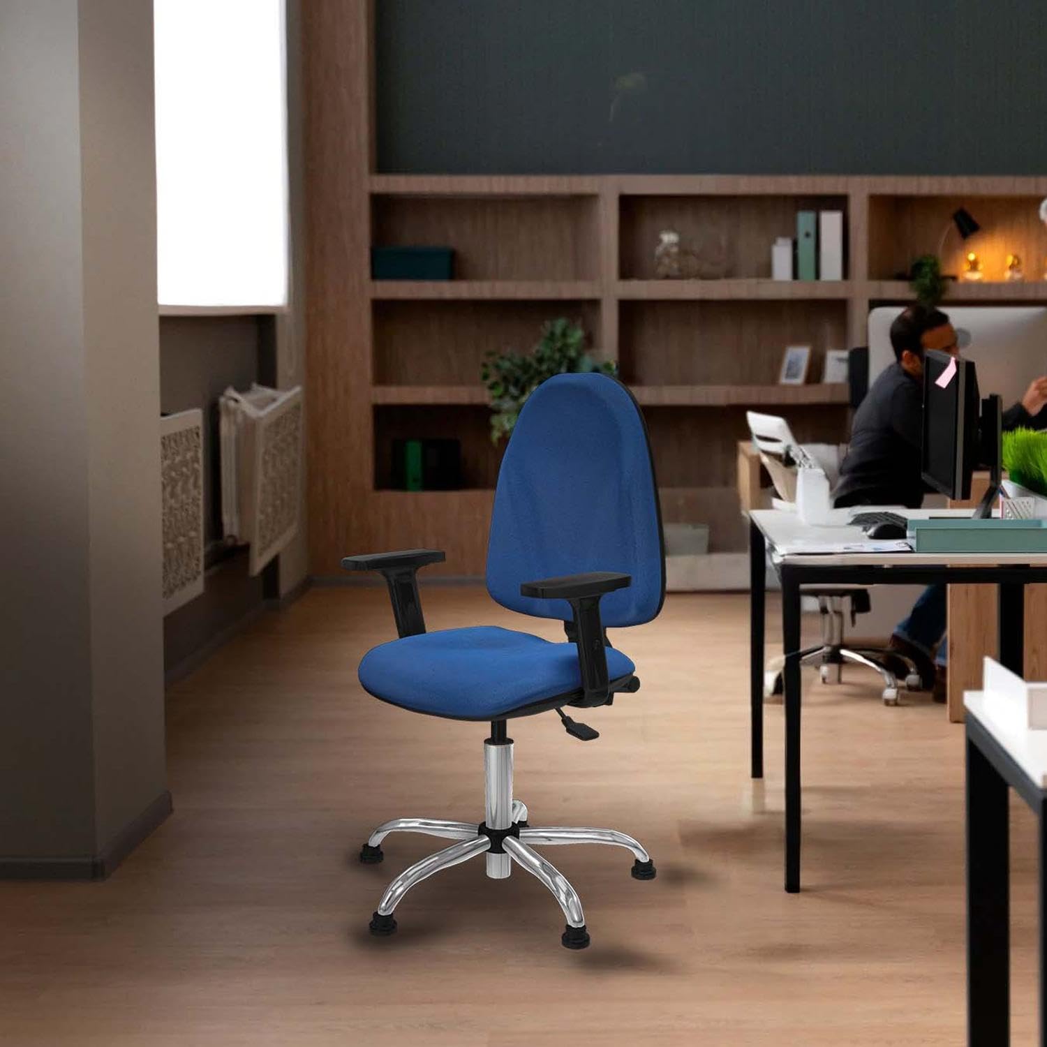 Piqueras y Crespo - Silla ergonómica cómoda Algarra, operativa con Brazos 2D, Mecanismo asíncrono, Respaldo Regulable en Altura, Ideal para Oficina y Laboratorio.