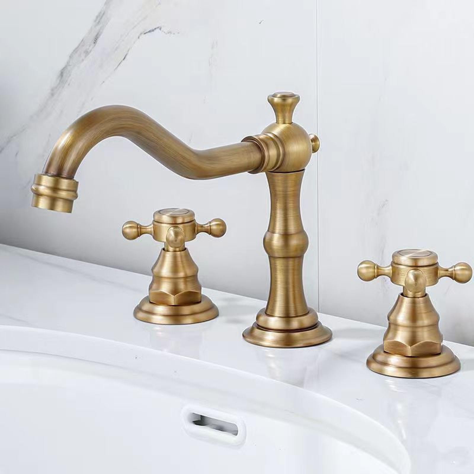 Robinet salle de bain 3 trous pour créer une ambiance spa relaxante chez soi