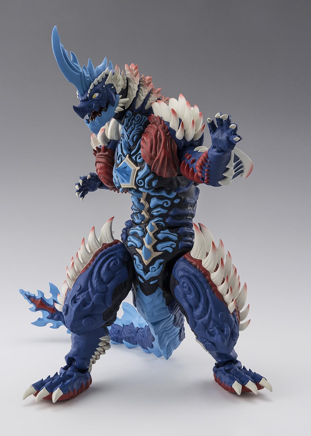 Amazon.co.jp: TAMASHII NATIONS S.H.フィギュアーツ ウルトラマン
