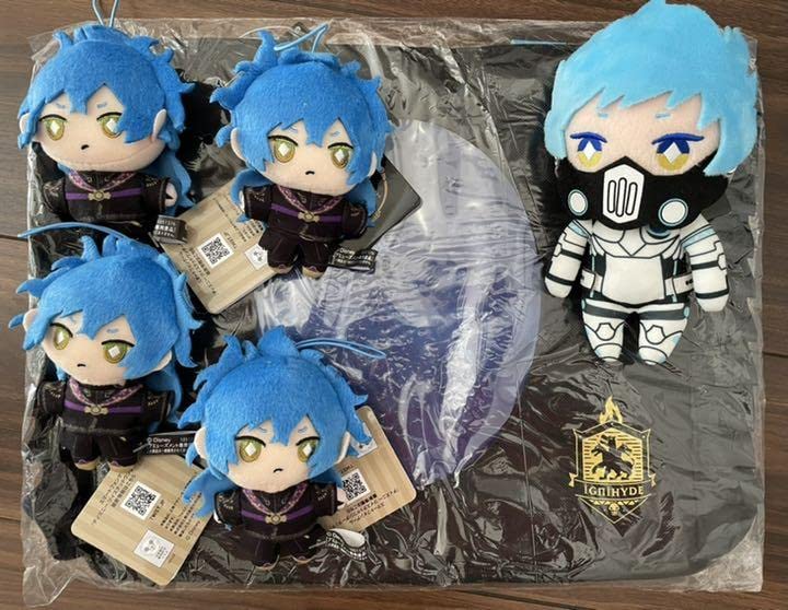BANDAI - ツイステ　イデア　ぬいぐるみ Amazon.co.jp: ツイステ エクストラ運動着ぬいぐるみ イデア
