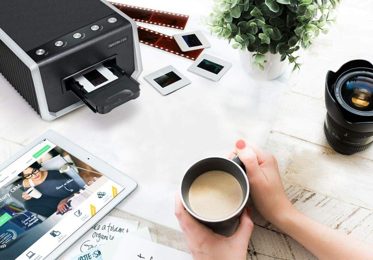 Amazon | Plustek OpticFilm 135i 35mm専用フィルムスキャナー 自動  