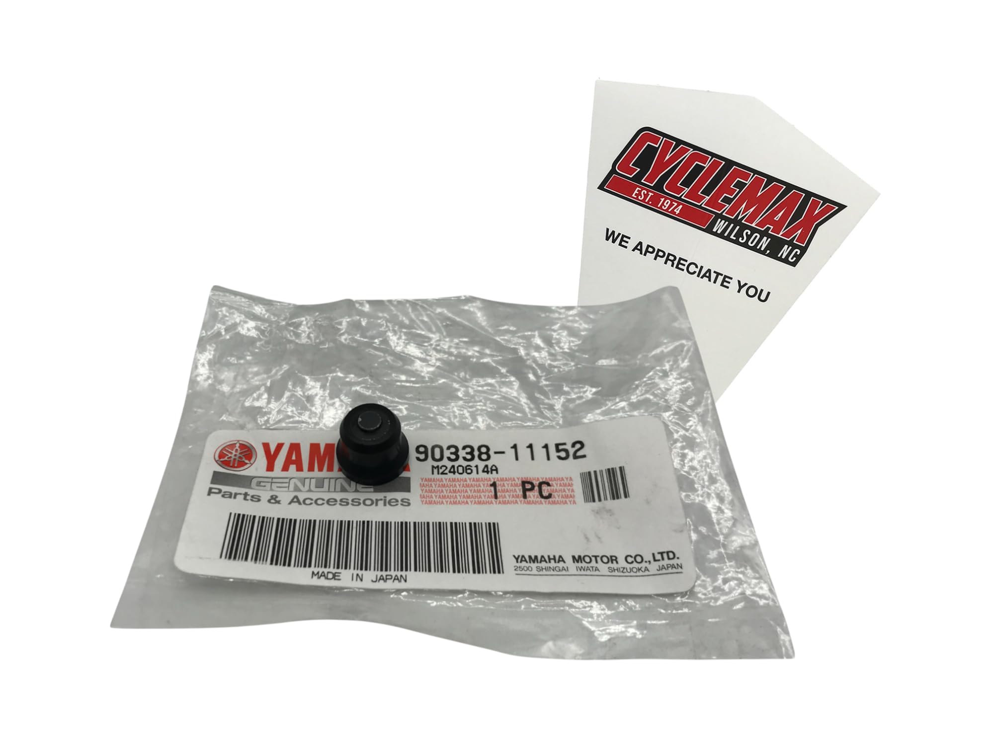 One Pack compatible with Yamaha Plug (26H) 90338-11152-00 Contains One Plug (26H) and a Funnel