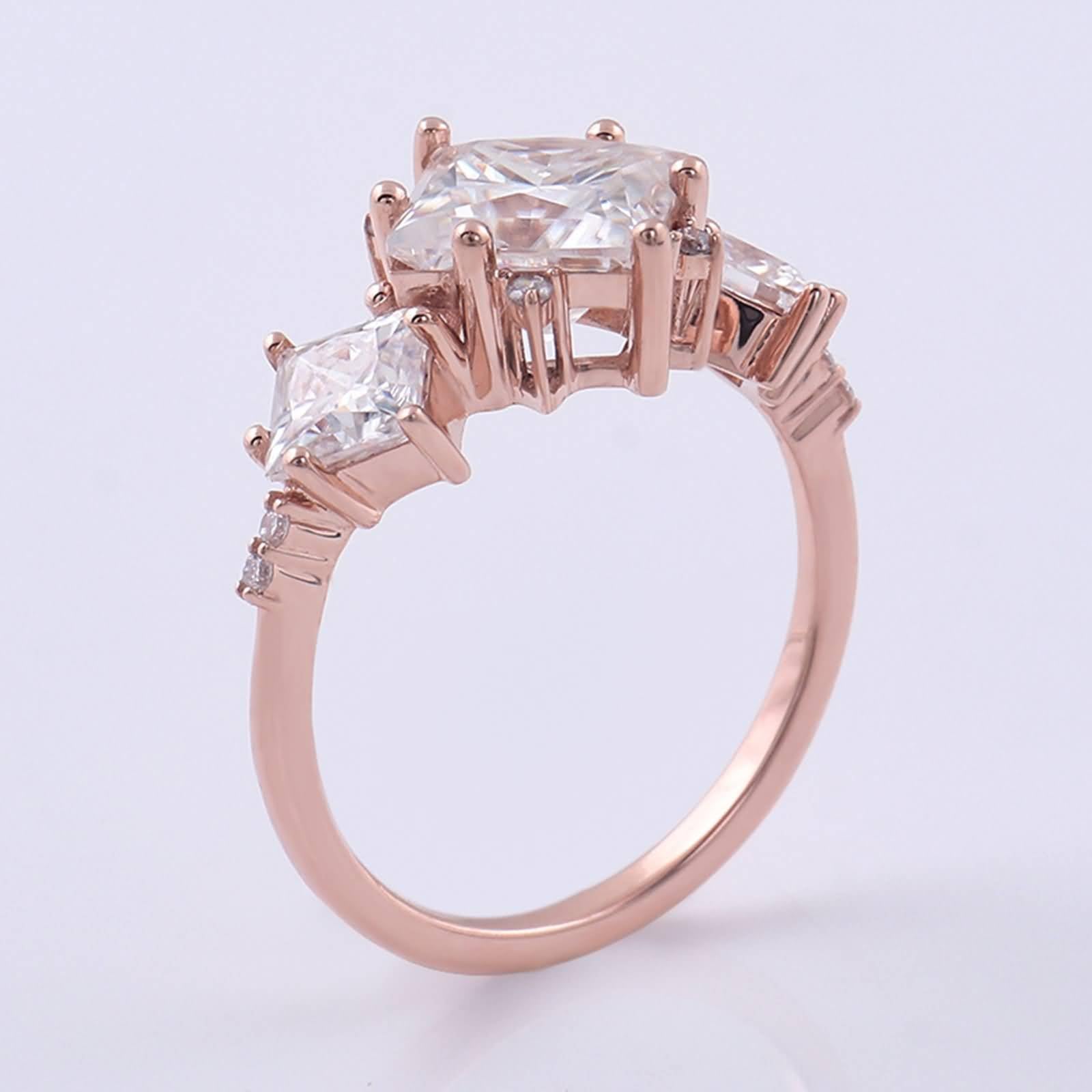 Elegante anillo de compromiso cuadrado de moissanita de oro rosa de 9 quilates, 14 quilates y 18 quilates para mujer
