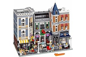 LEGO Creator Expert Assembly Square Building Kit (10255)