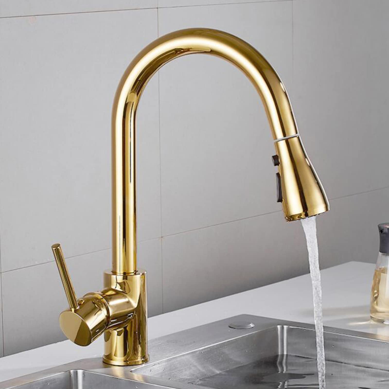 Robinet de cuisine extractible pour nettoyer les grands éviers sans effort