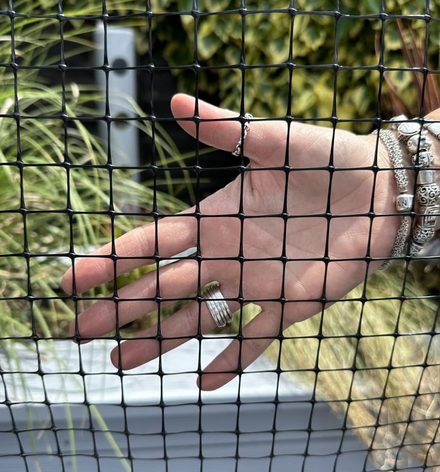 New 1m wide 60 g/m2 PVC Garden Mesh Netting Aviary Fencing Animals Flowerbeds Chicken (1m x 50m)