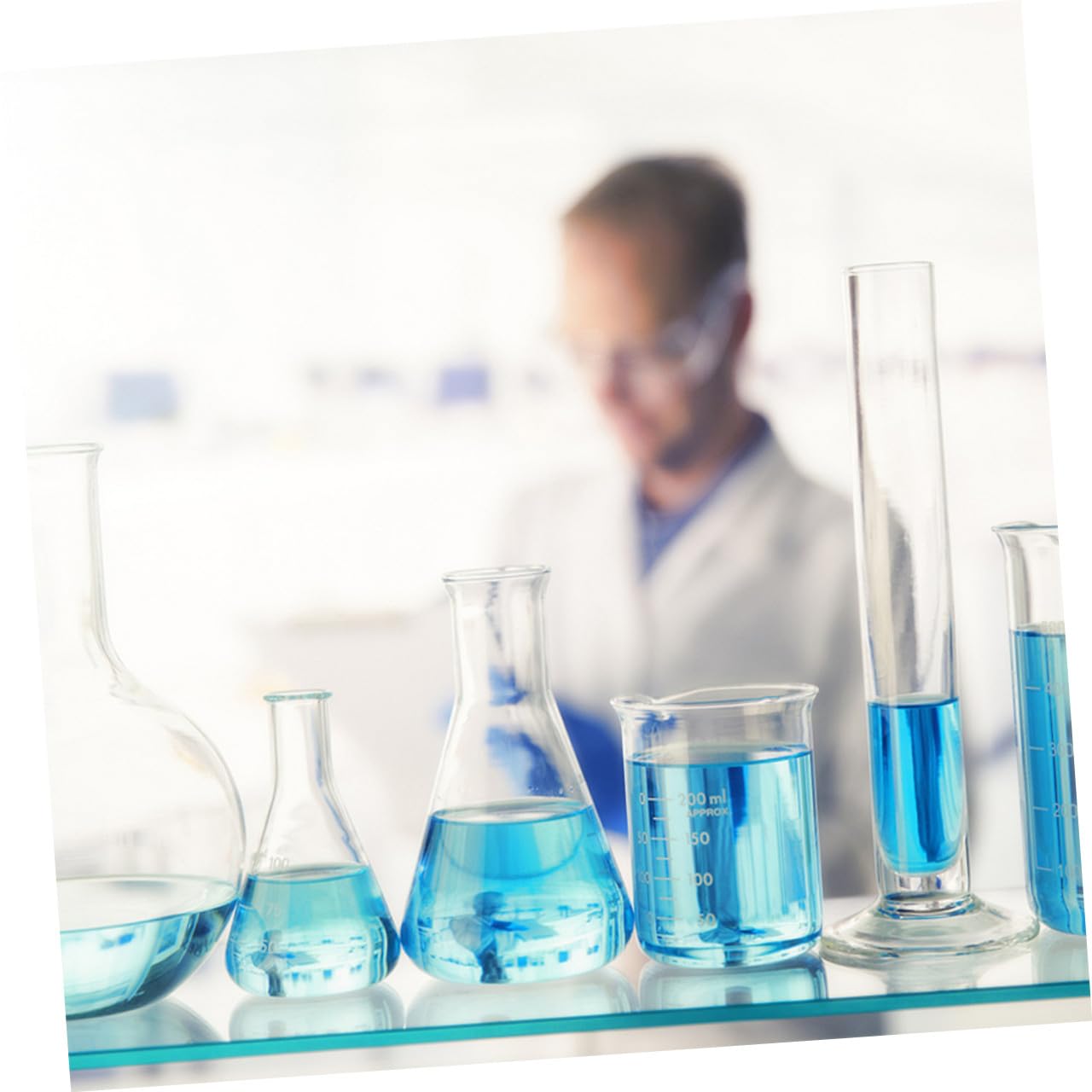 4 Stück Glas Erlenmeyerkolben Dickwandig für Schule und Labor | Standardvolumen, Klare Skala, Glatte Rundung, 1000ml, Zufällige Ausführung