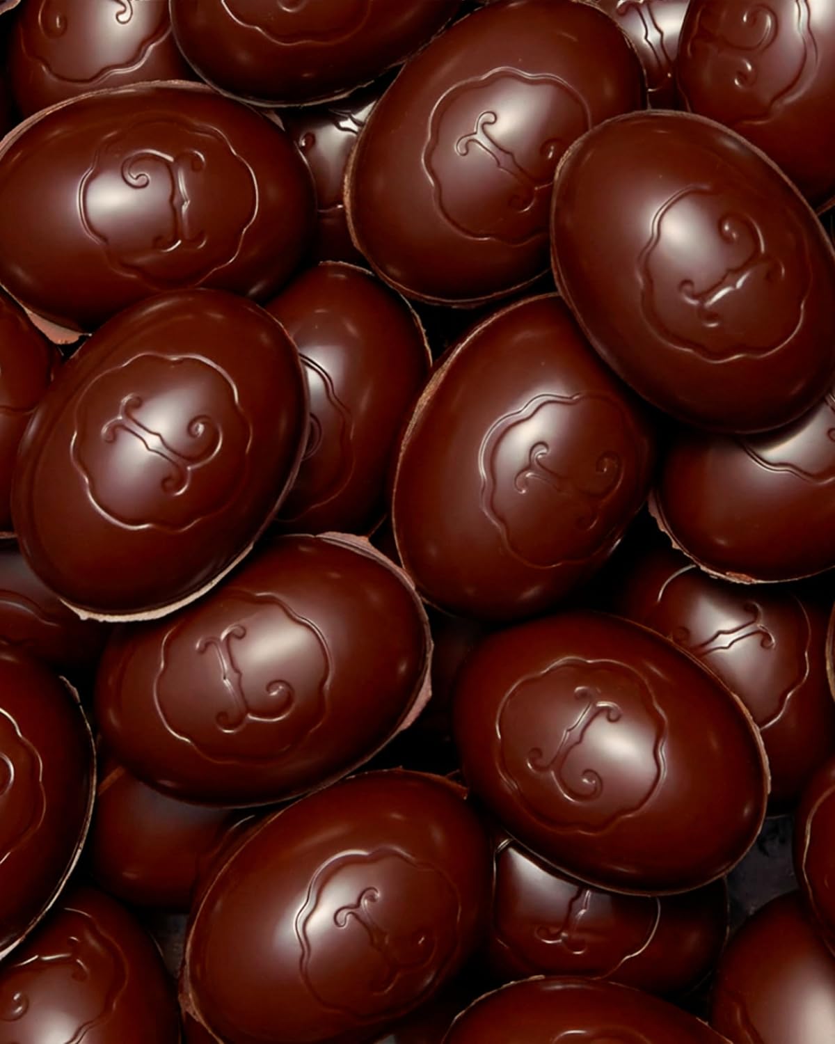 Leone dal 1857 - Scatola Regalo Ovetti di Cioccolato - Cioccolatini Leone a Forma di Uovo - Ovetti al Cioccolato Ripieni, Gusti Assortiti - Scatola Regalo - 80g
