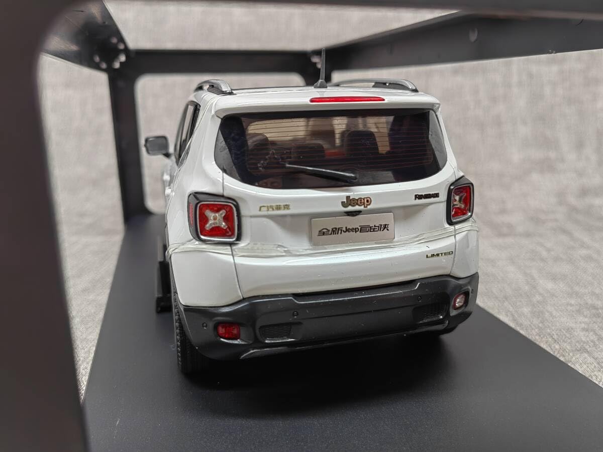 Amazon | 1/18 JEEP Renegade WH | ミニカー・ダイキャストカー