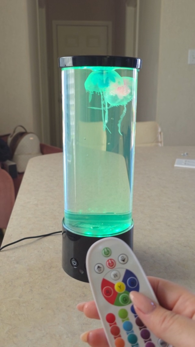 AONAT Lava Lamp Jellyfish Aquarium Lamp Sensory Lights With Remote Control 16 Colors LED Fantasy