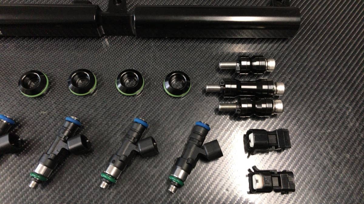 シルビアs14.s15ボッシュトップフィードキット Amazon.co.jp: S15 S14 シルビア トラストサージ用 BOSCH 630CC