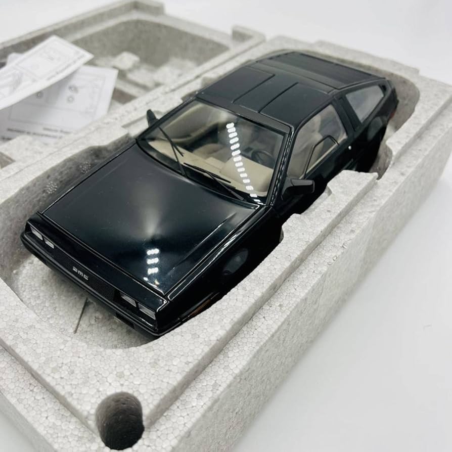 Amazon.co.jp: オートアート AUTOart 1/18 DELOREAN DMC-12