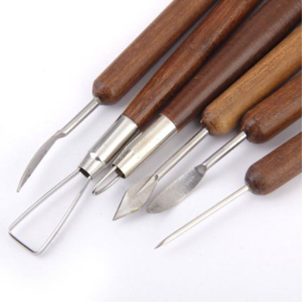 set per scultura in legno